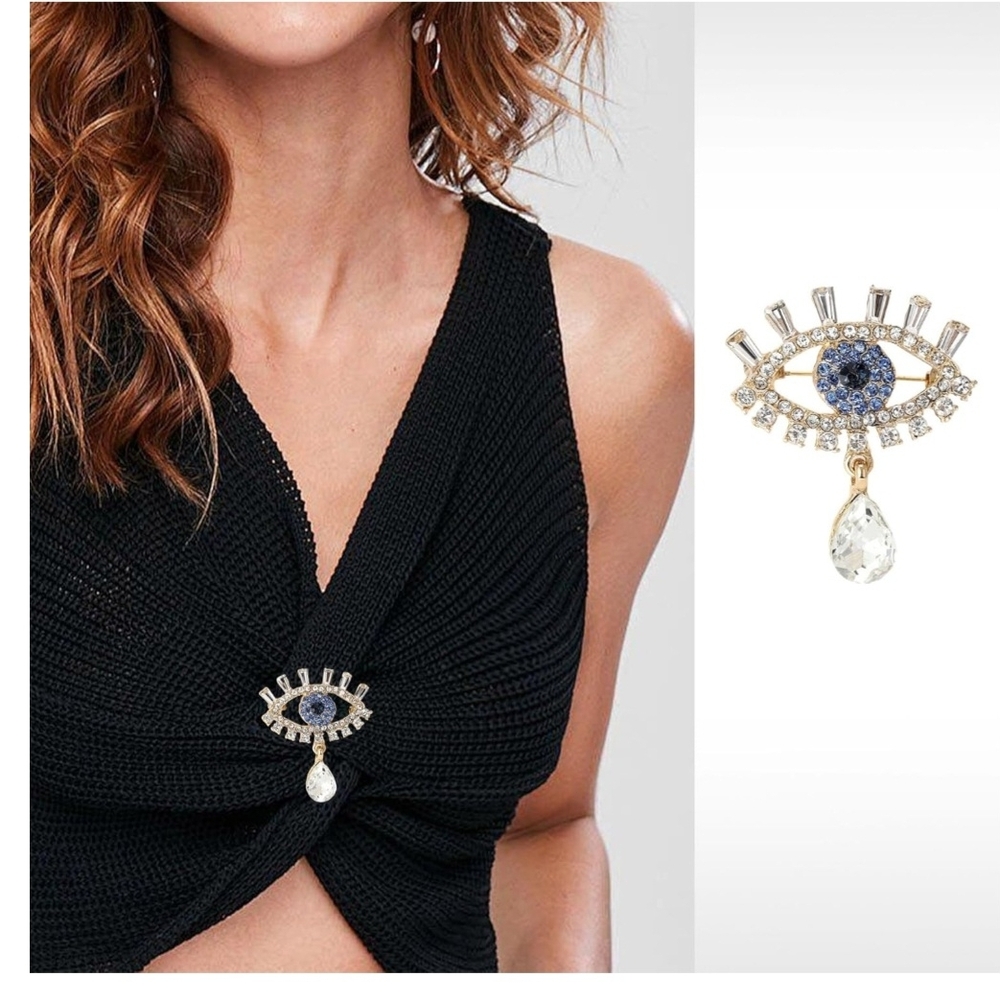 The " WATCHFUL EYE" of Horus.   Elegant Gold & Blue Eye Brooch